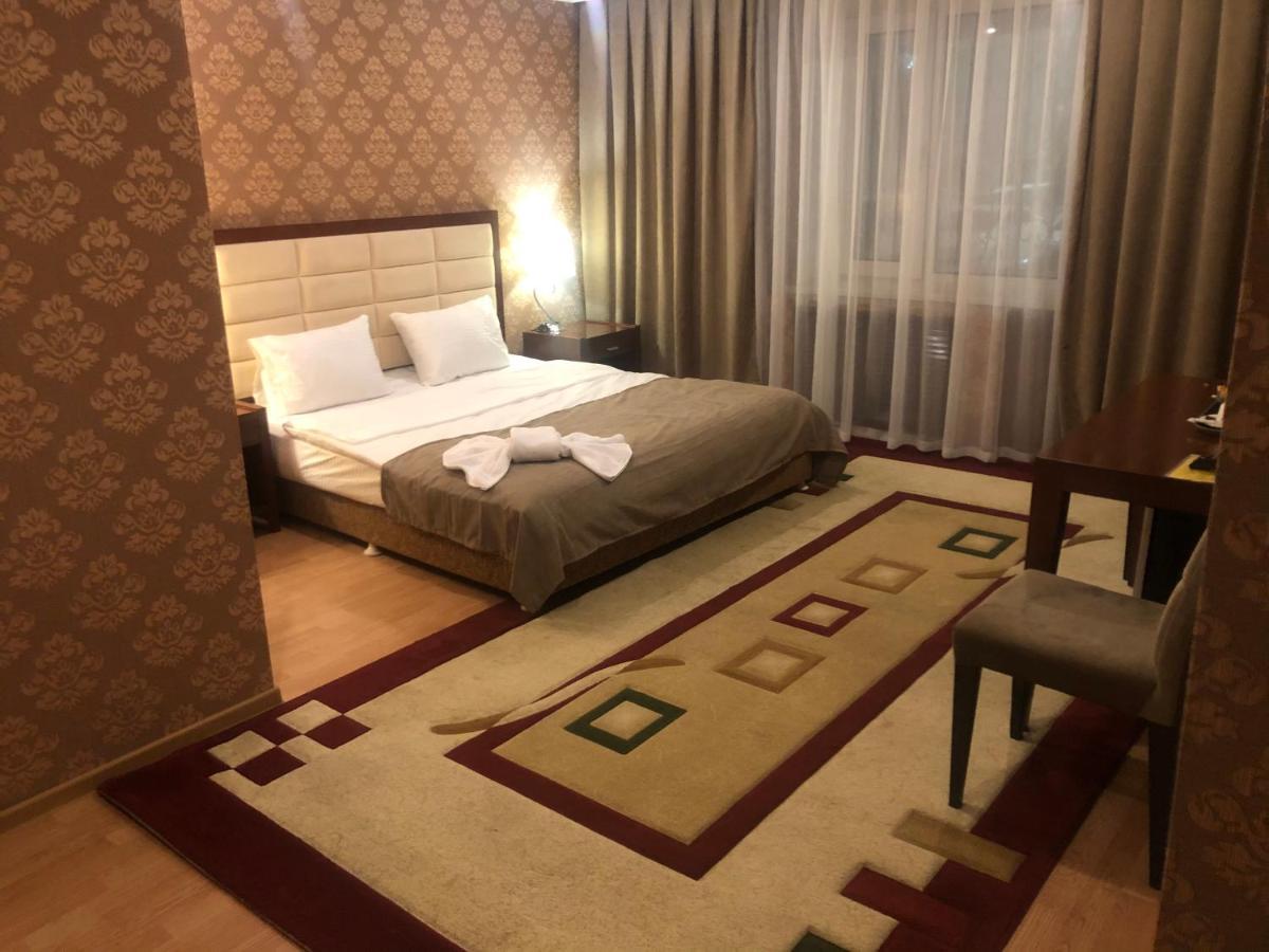 Hotel Inju Asztana Kültér fotó